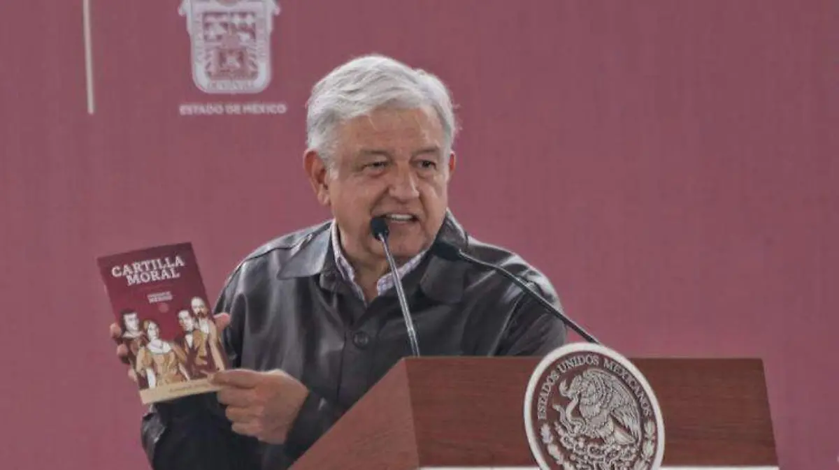 amlo cartilla robert